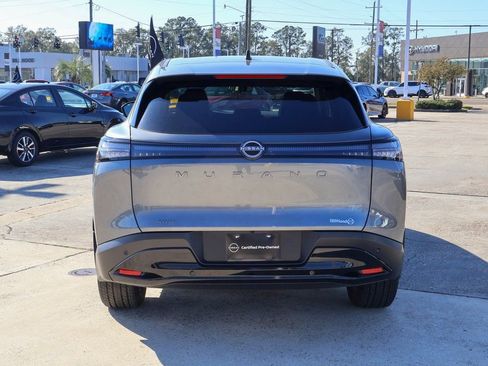 Certified 2025 Nissan Murano SV image 18