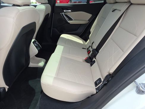 Used 2025 BMW X2 xDrive28i image 18