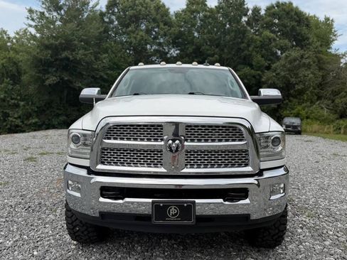 Used 2018 RAM 3500 Laramie AWD/4WD image 2
