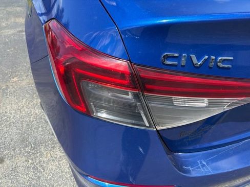 Used 2024 Honda Civic Sport image 5
