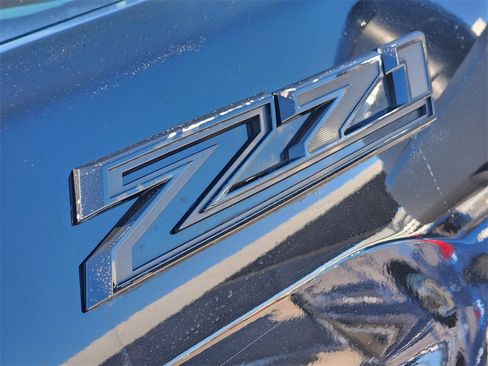 Used 2025 Chevrolet Silverado 2500 LT w/ Trail Boss Package image 11