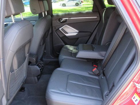 Used 2023 Audi Q3 2.0T Premium w/ Convenience Package image 13