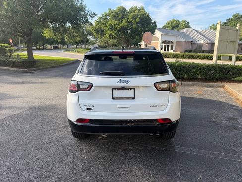 Used 2022 Jeep Compass Limited w/ Elite Group AWD/4WD image 9