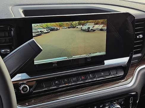 New 2026 GMC Sierra 1500 Elevation image 15