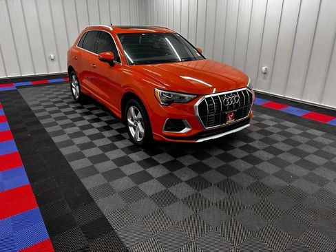 Used 2021 Audi Q3 2.0T Premium image 2