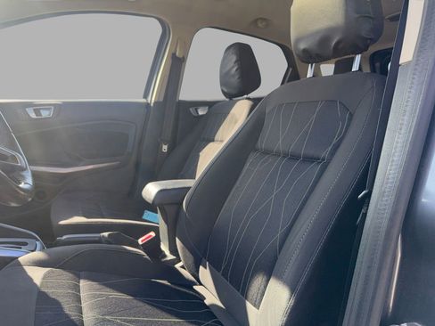 Used 2019 Ford EcoSport SE image 10