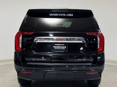 Used 2024 GMC Yukon SLE AWD/4WD image 12