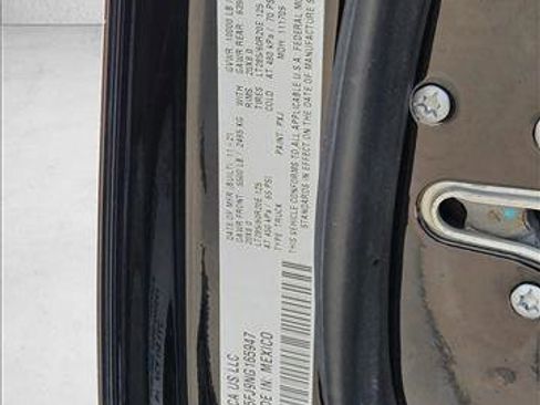 Used 2022 RAM 2500 Laramie w/ Night Edition image 22