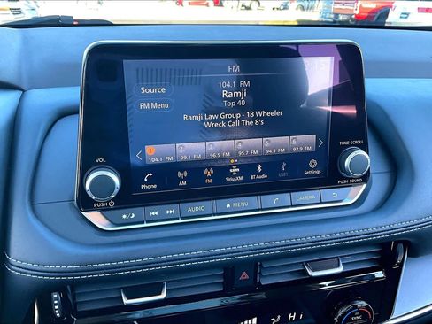 Certified 2022 Nissan Rogue SV image 30