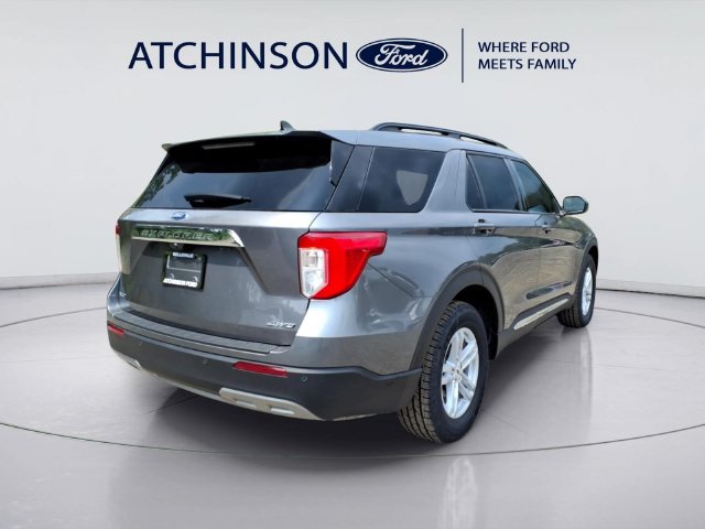 Certified 2023 Ford Explorer XLT w/ Equipment Group 202A AWD/4WD image 5