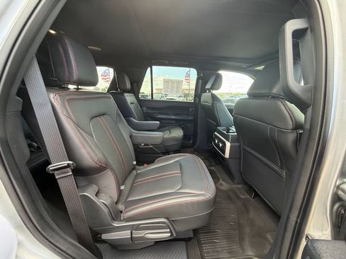 Used 2024 Ford Expedition Limited AWD/4WD image 42