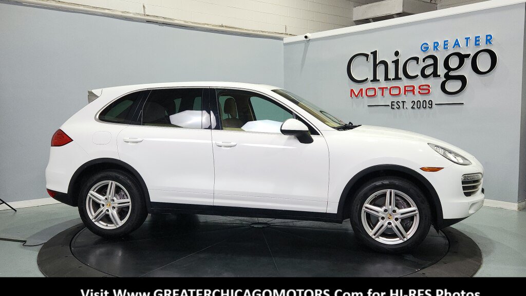 Used 2014 Porsche Cayenne Platinum Edition AWD/4WD image 14