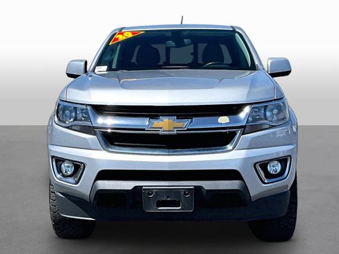 Used 2020 Chevrolet Colorado LT w/ LT Convenience Package AWD/4WD image 3