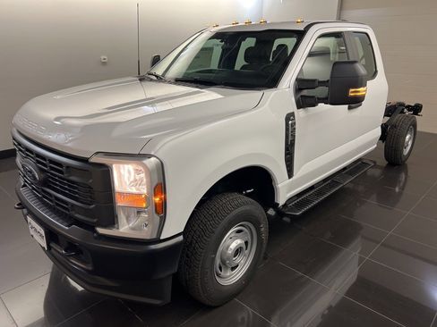 New 2025 Ford F250 XLT w/ Snow Plow Prep Package image 3