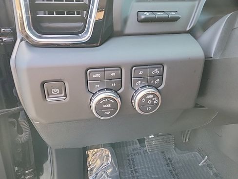 Used 2022 GMC Sierra 1500 Denali Ultimate image 7