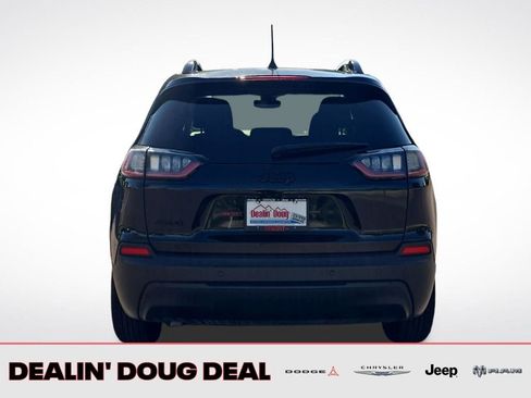 Used 2023 Jeep Cherokee Altitude Lux image 5