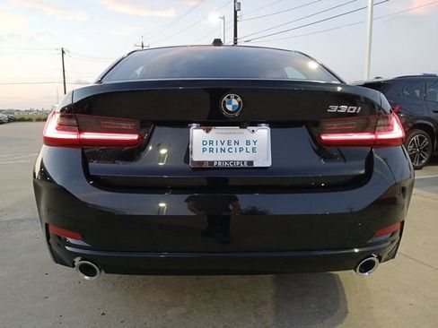 New 2026 BMW 330i Sedan image 8