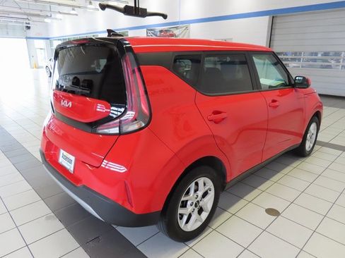 Used 2024 Kia Soul LX w/ Option Group 015 image 13
