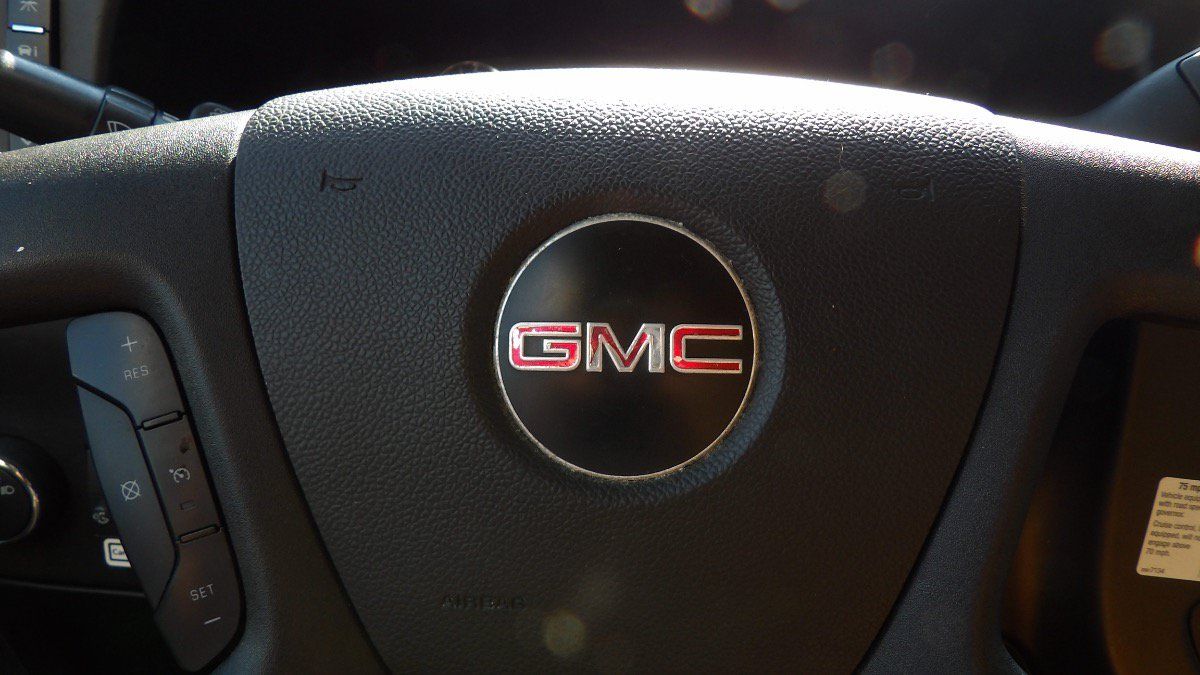 Used 2021 GMC Savana 3500 Extended w/ Power Convenience Package RWD image 14