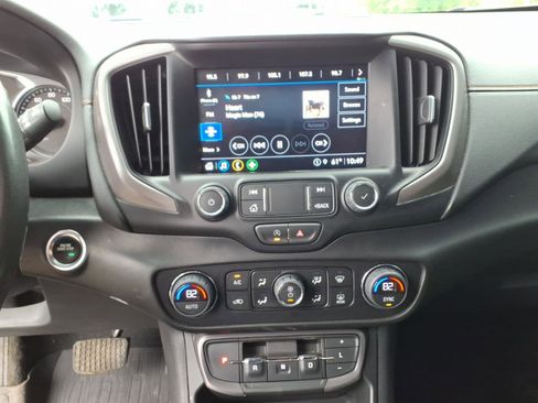 Used 2022 GMC Terrain AT4 w/ LPO, Floor Liner Package AWD/4WD image 10