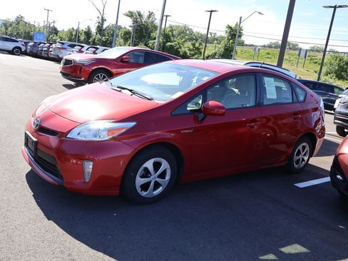 Used 2013 Toyota Prius Two FWD image 4