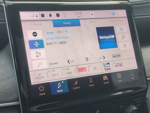 Used 2024 Jeep Grand Cherokee Limited 4xe image 17