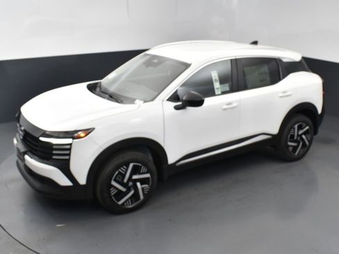 New 2026 Nissan Kicks SV image 45