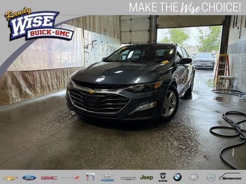 Certified 2019 Chevrolet Malibu LS FWD image 1