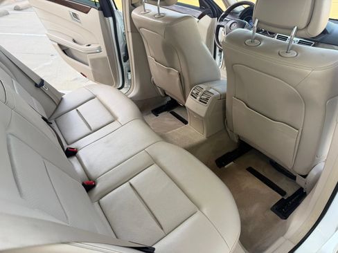 Used 2014 Mercedes-Benz E 350 Sedan image 18