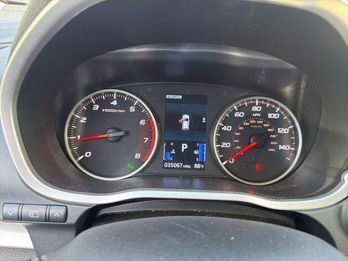 Used 2025 Mitsubishi Eclipse Cross SE AWD/4WD image 3
