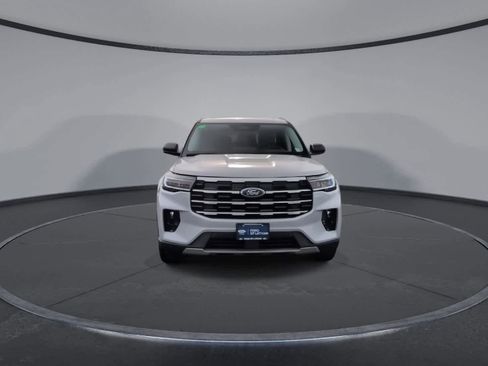 New 2026 Ford Explorer Active w/ Active Comfort Package image 3