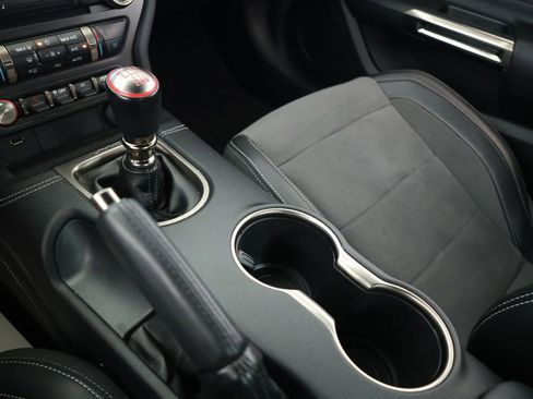 Used 2019 Ford Mustang Shelby GT350 w/ Technology Package image 14