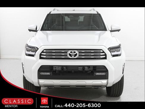 Certified 2025 Toyota 4Runner Limited AWD/4WD image 2