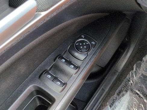 Used 2020 Ford Fusion SE FWD image 21