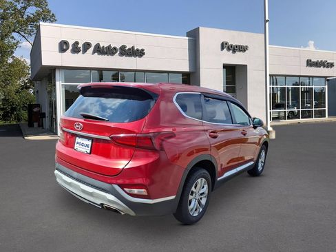 Used 2019 Hyundai Santa Fe SE FWD image 2