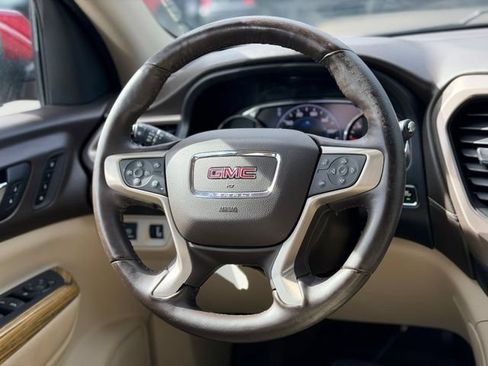 Used 2018 GMC Acadia Denali w/ Technology Package FWD image 24