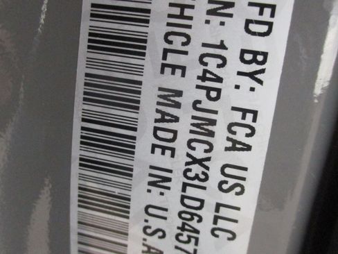 Used 2020 Jeep Cherokee Latitude image 26