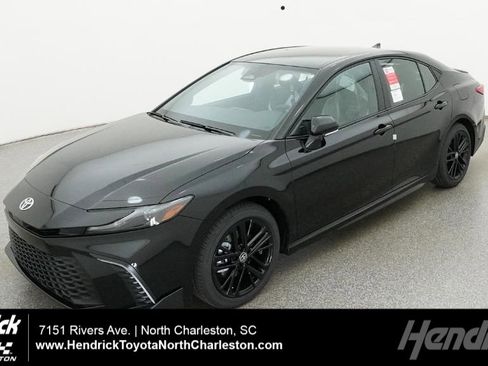 New 2026 Toyota Camry SE image 1