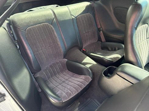 Used 2000 Chevrolet Camaro Z28 w/ SS Performance/Appearance Pkg image 16