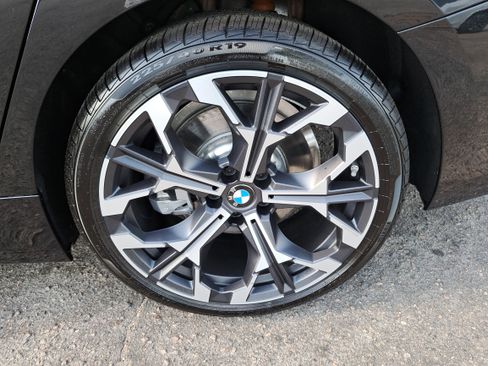 New 2026 BMW 330i Sedan w/ Premium Package RWD image 34