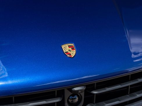 Certified 2026 Porsche Macan AWD/4WD image 21