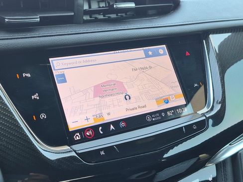 Used 2023 Cadillac XT6 Sport w/ Technology Package AWD/4WD image 19