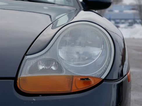 Used 1998 Porsche Boxster image 6