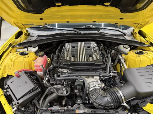 Used 2018 Chevrolet Camaro ZL1 image 26