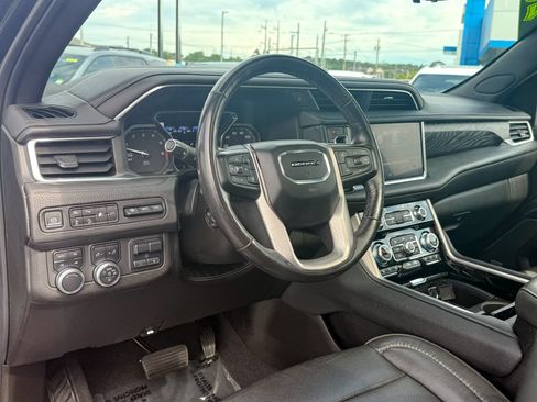 Certified 2021 GMC Yukon Denali w/ Denali Premium Package AWD/4WD image 19