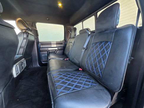 Used 2015 Ford F150 Lariat image 10