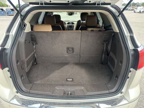 Used 2014 Buick Enclave Premium w/ Trailering Provision Package image 9