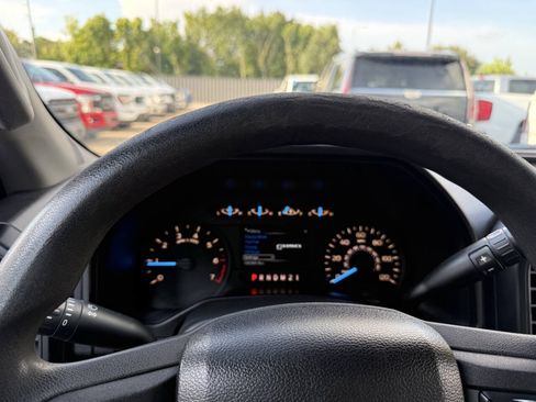 Used 2015 Ford F150 XL w/ Equipment Group 101A Mid AWD/4WD image 31
