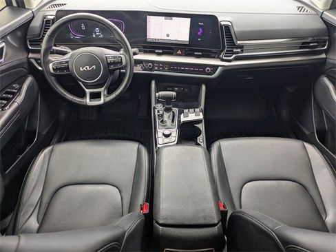 Used 2024 Kia Sportage EX image 17