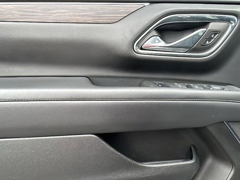 Used 2023 Chevrolet Tahoe Z71 w/ Luxury Package image 14